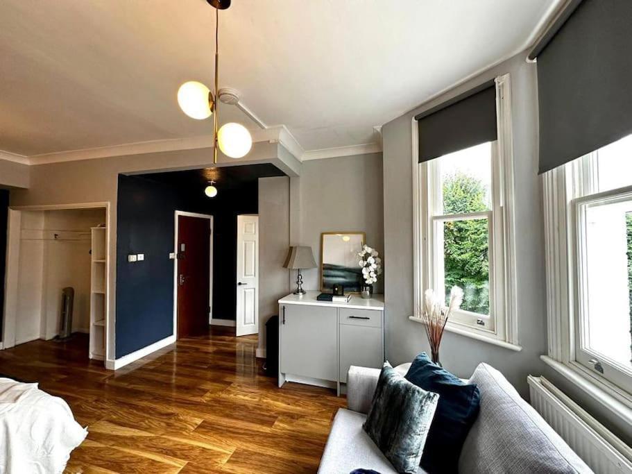 Stylish Studio Near Regent'S Park N7 London Bagian luar foto